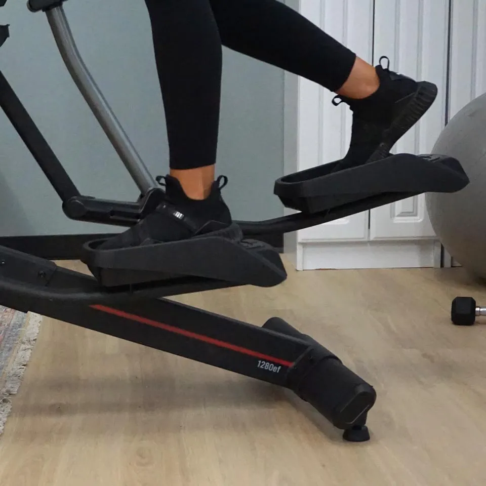 1280ef Adjustable Stride Elliptical Trainer