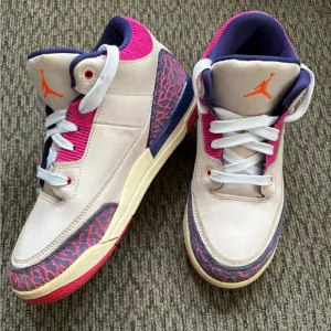 Air Jordan 3 Retro Size 3Y 441140-500 Barely Grape/Fire Pink Sneakers
