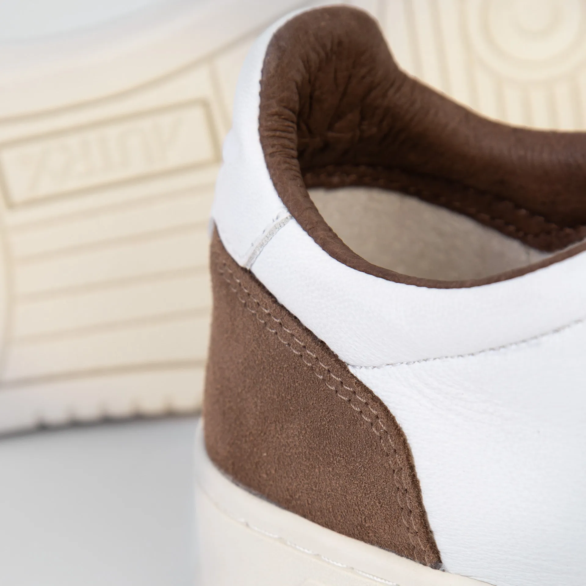 AUTRY SNEAKERS MEDALIST AULM-GS 34