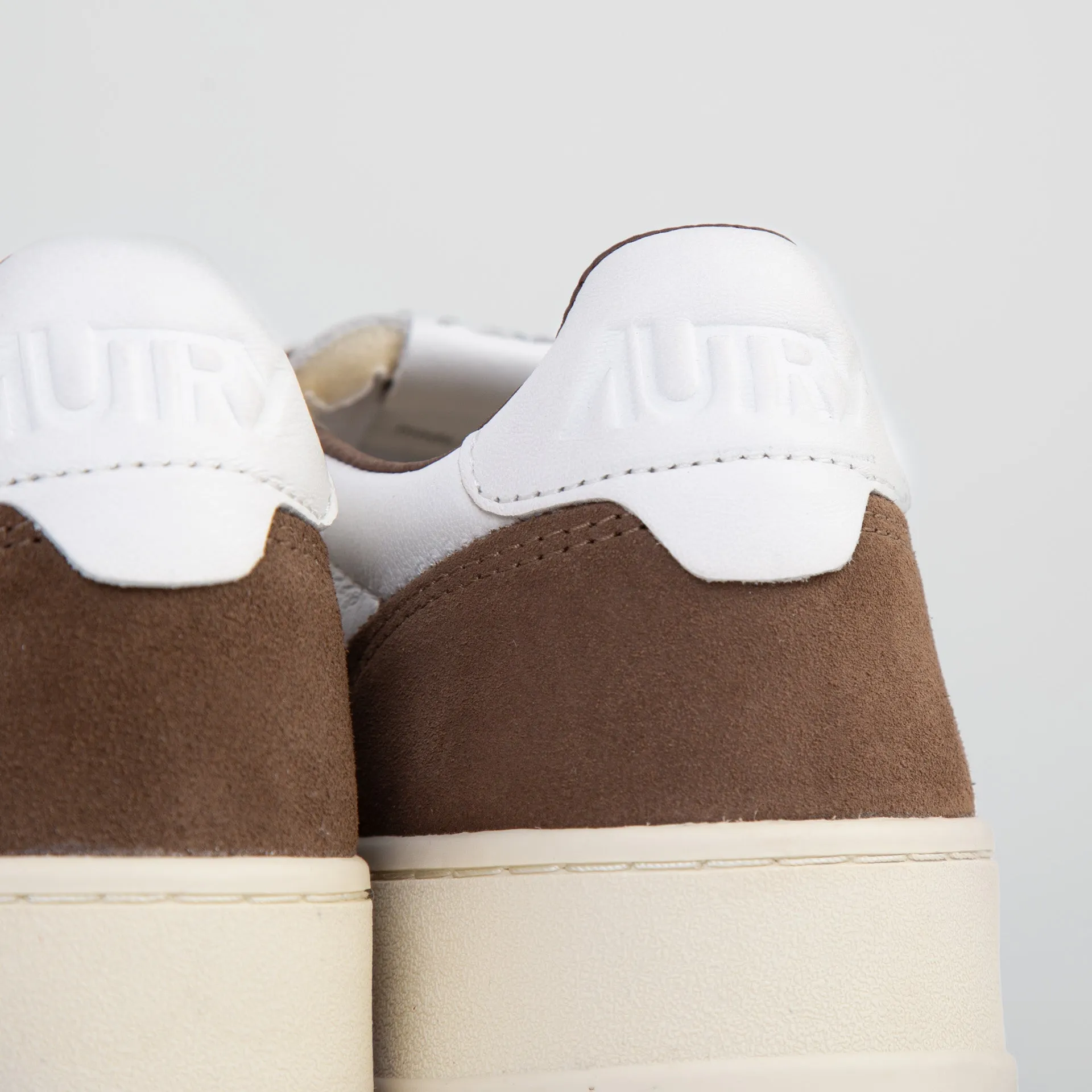 AUTRY SNEAKERS MEDALIST AULM-GS 34