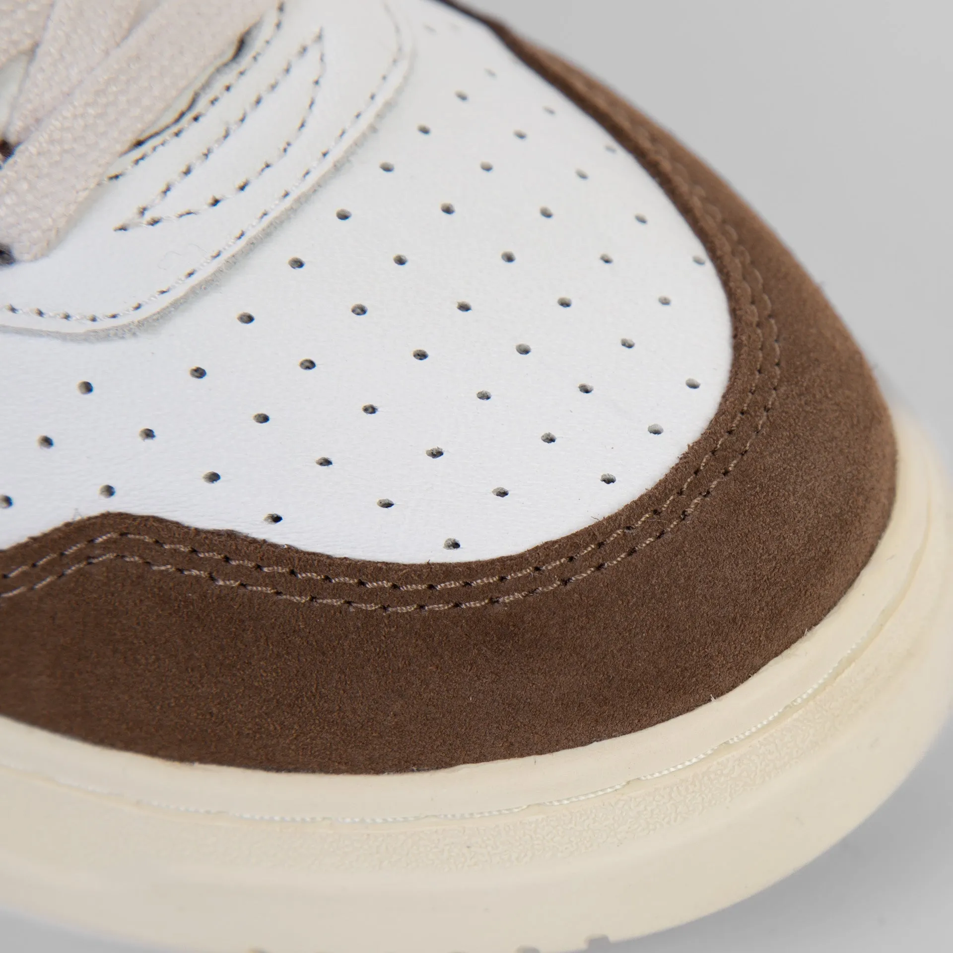 AUTRY SNEAKERS MEDALIST AULM-GS 34