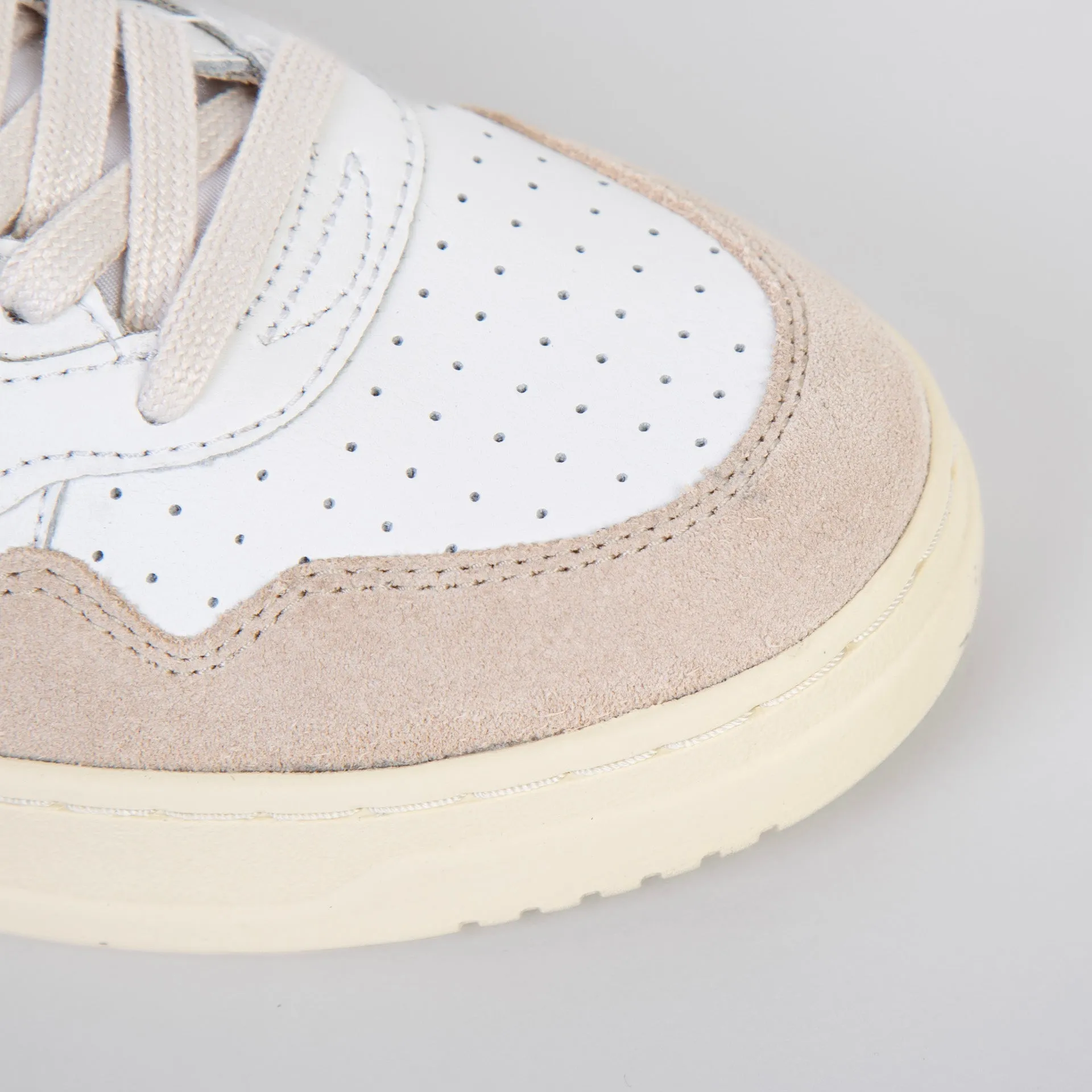 AUTRY SNEAKERS MEDALIST AULM-LS 79