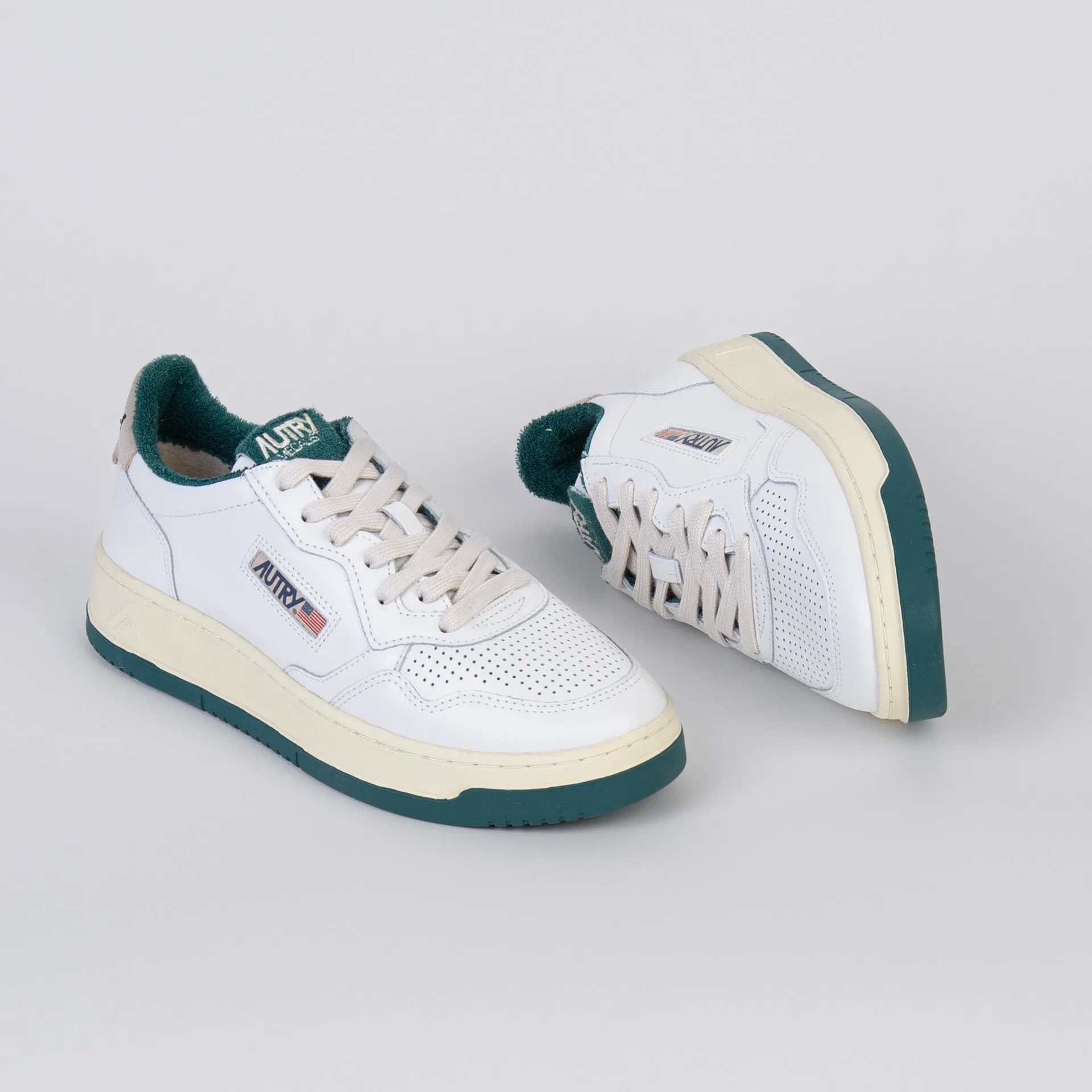 AUTRY SNEAKERS MEDALIST AULM-VS 06