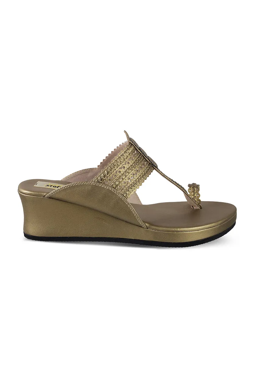Classic Low K Wedge Rose Gold