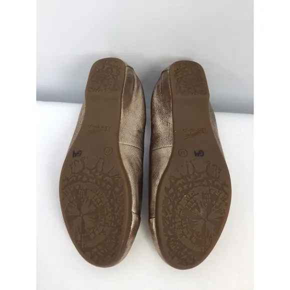 Dansko Lisanne Flat In Gold Leather Women’s Size 37 EU Captoe Work Metallic Shoe