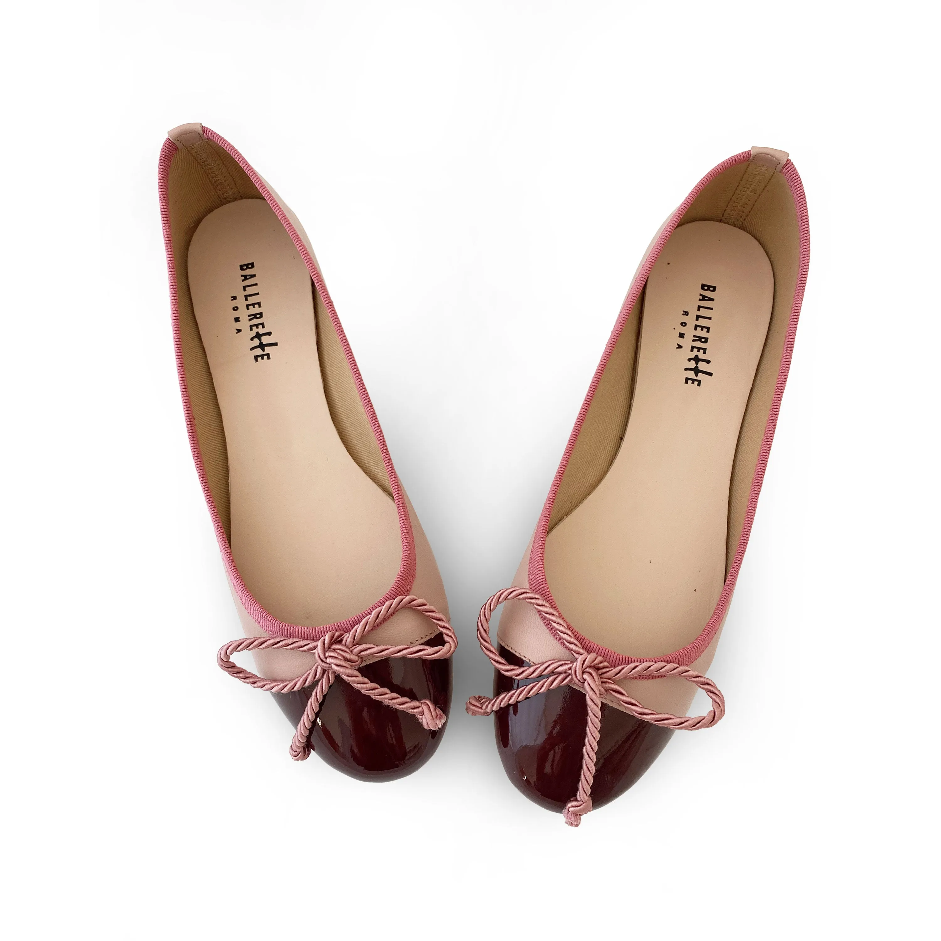 Dusty pink leather ballet flats with bordeaux toe and pink bow
