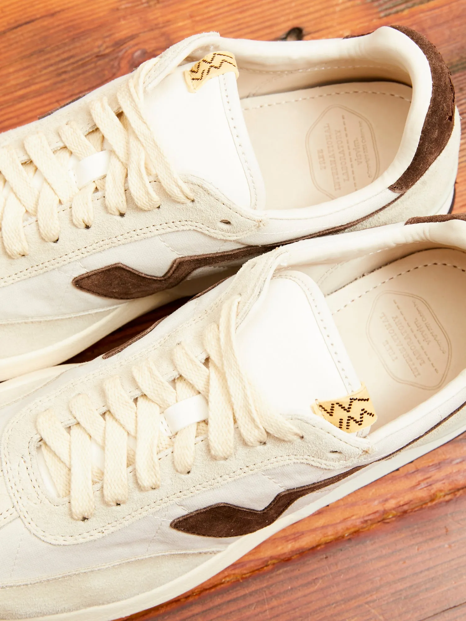 FKT Runner in Ivory
