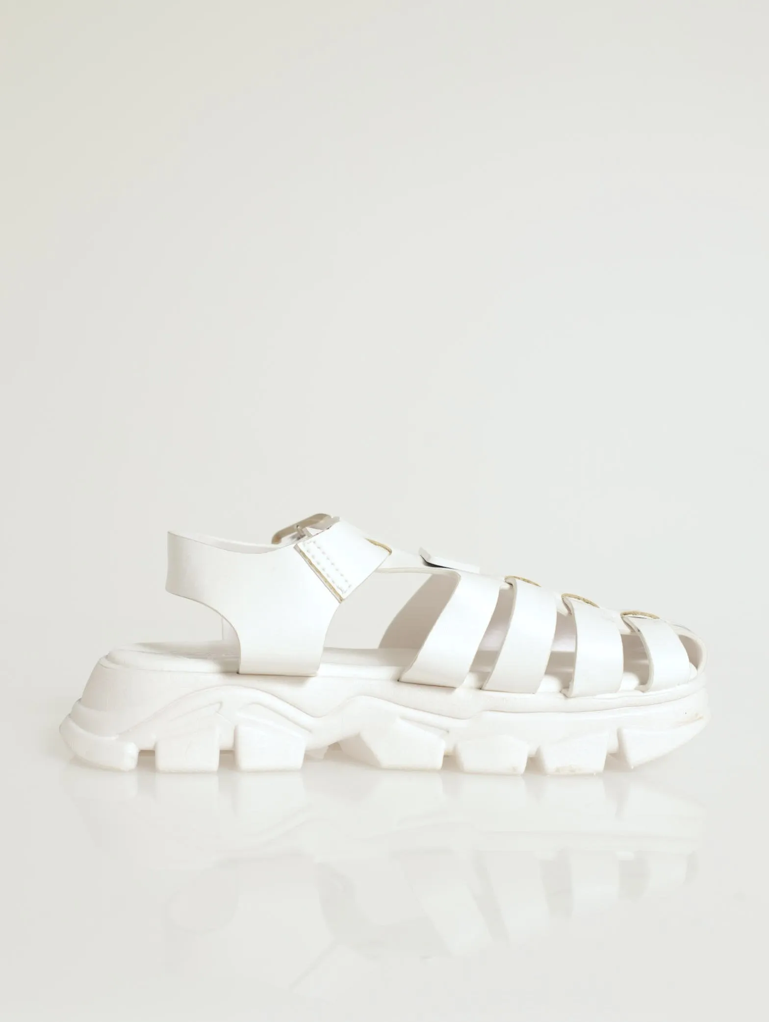 Girls Caged Fisherman Sandal - White