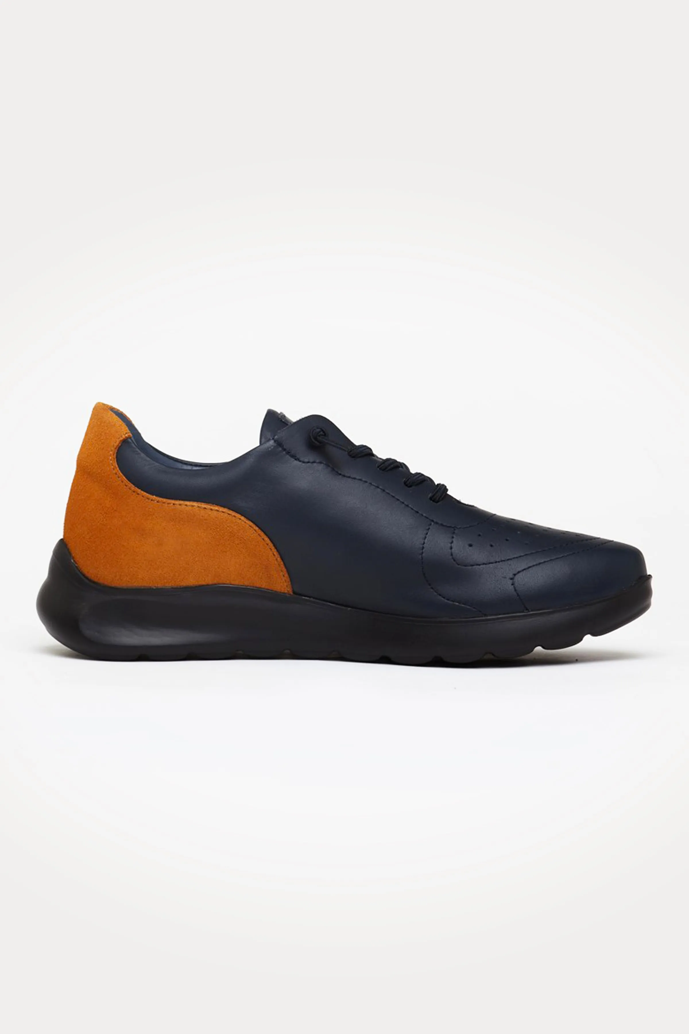 Hammersmith Leather Trainers in Navy/Tan