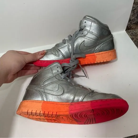 Jordan Retro 1 Sunrise Silver Metallic Sneakers