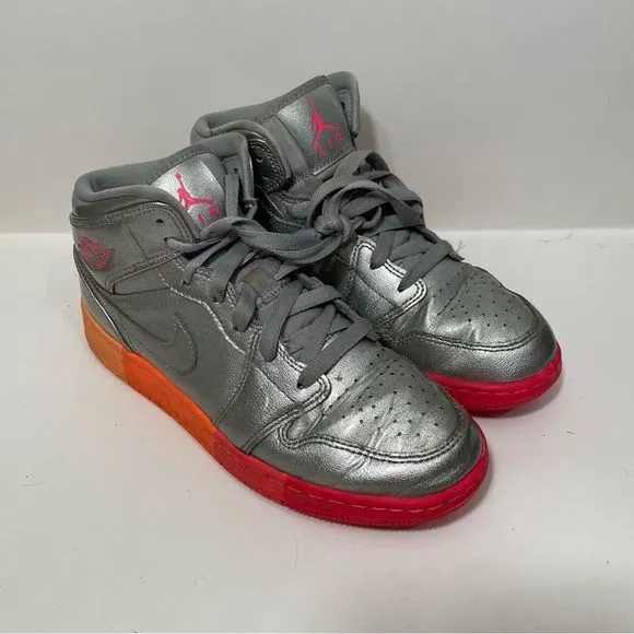 Jordan Retro 1 Sunrise Silver Metallic Sneakers