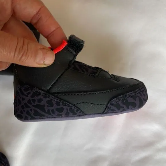 JORDAN 3 RETRO SOFT SNEAKERS WITH HAT.  NEW