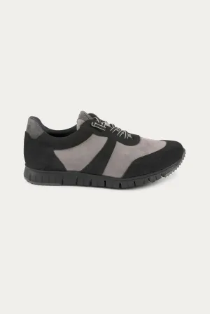 Kilburn Leather Trainers in Light Grey