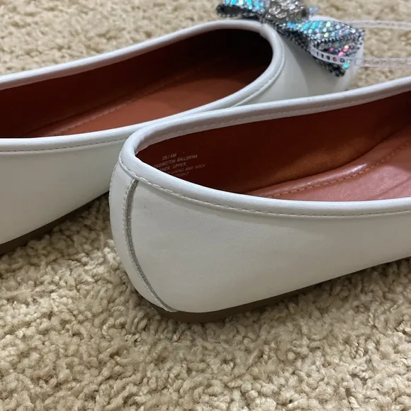 Kurt Geiger Kensington ballerina flat white rhinestone bow girl’s 4 Women’s 5.5