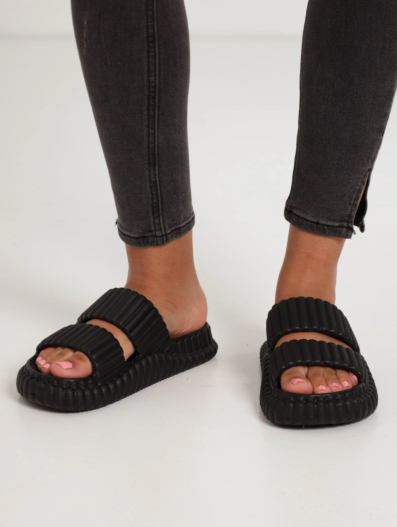 Ladies Ribbed Moulded Chunky Double Strp Mule Sandal - Black