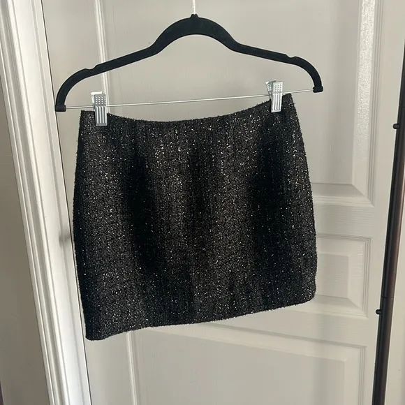 L’Agence Black Metallic Tweed Mini skirt size 2