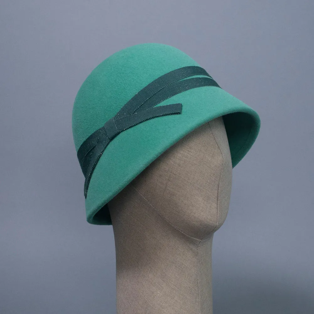 Lindy ~ Mint & Spruce