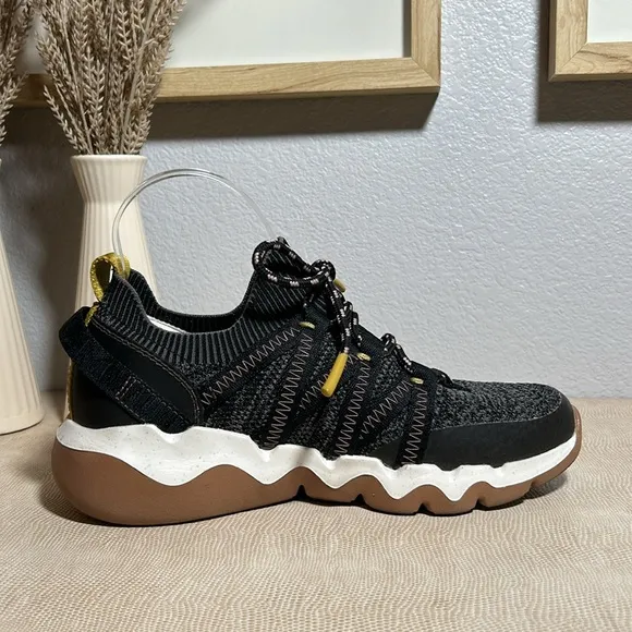 Madewell Field Knit Sneakers Size 8