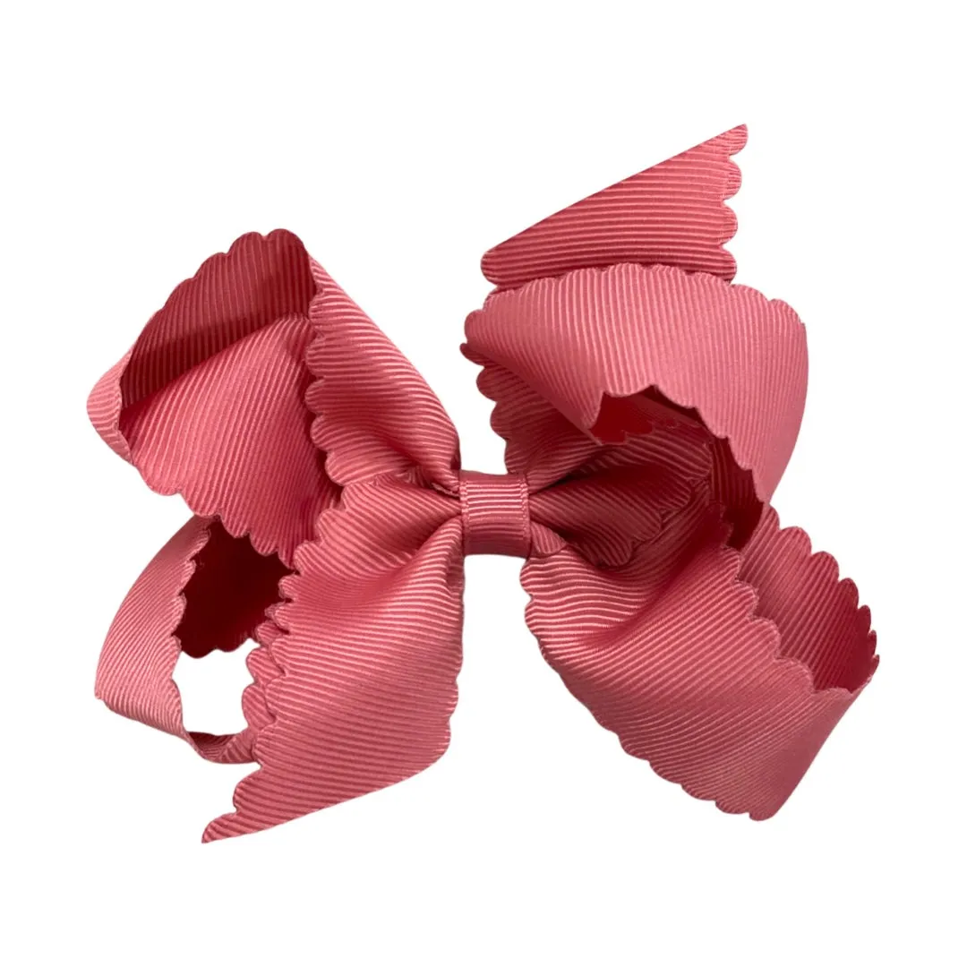 Medium Grosgrain Scallop Edge Hair Bow on Clippie