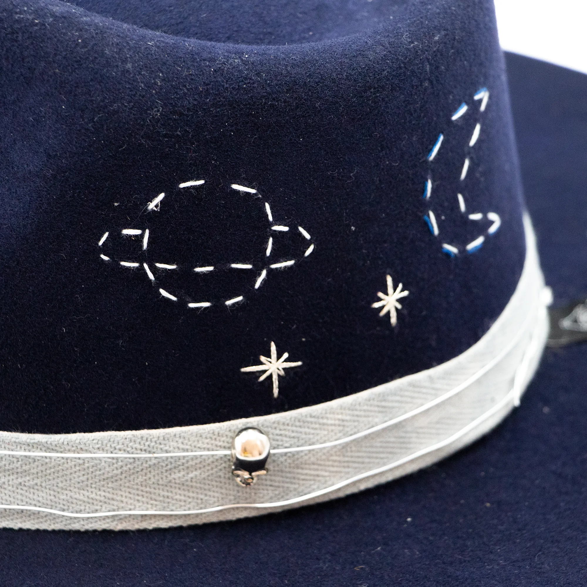 NAKAWE  "OWNER OF STARS"