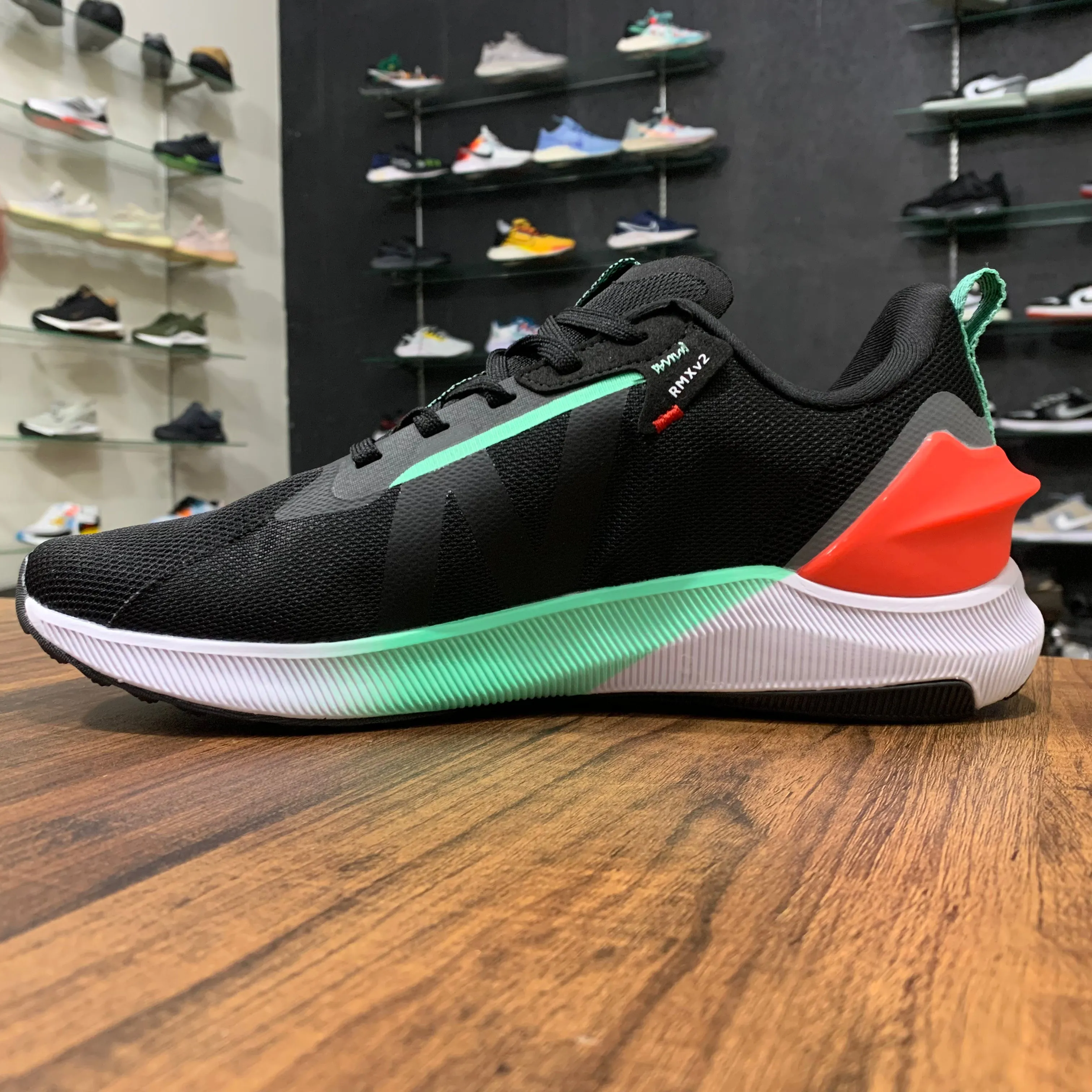 NB FuelCell Propel RMX v2 Black Green Red