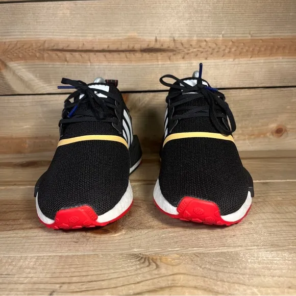 NEW Adidas NMD_R1 Black White Multi-Color Athletic Comfort Sneakers GZ2100 RARE