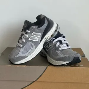 New Balance 2002R Slate Grey/Black Kids Sneakers - Size 13 C
