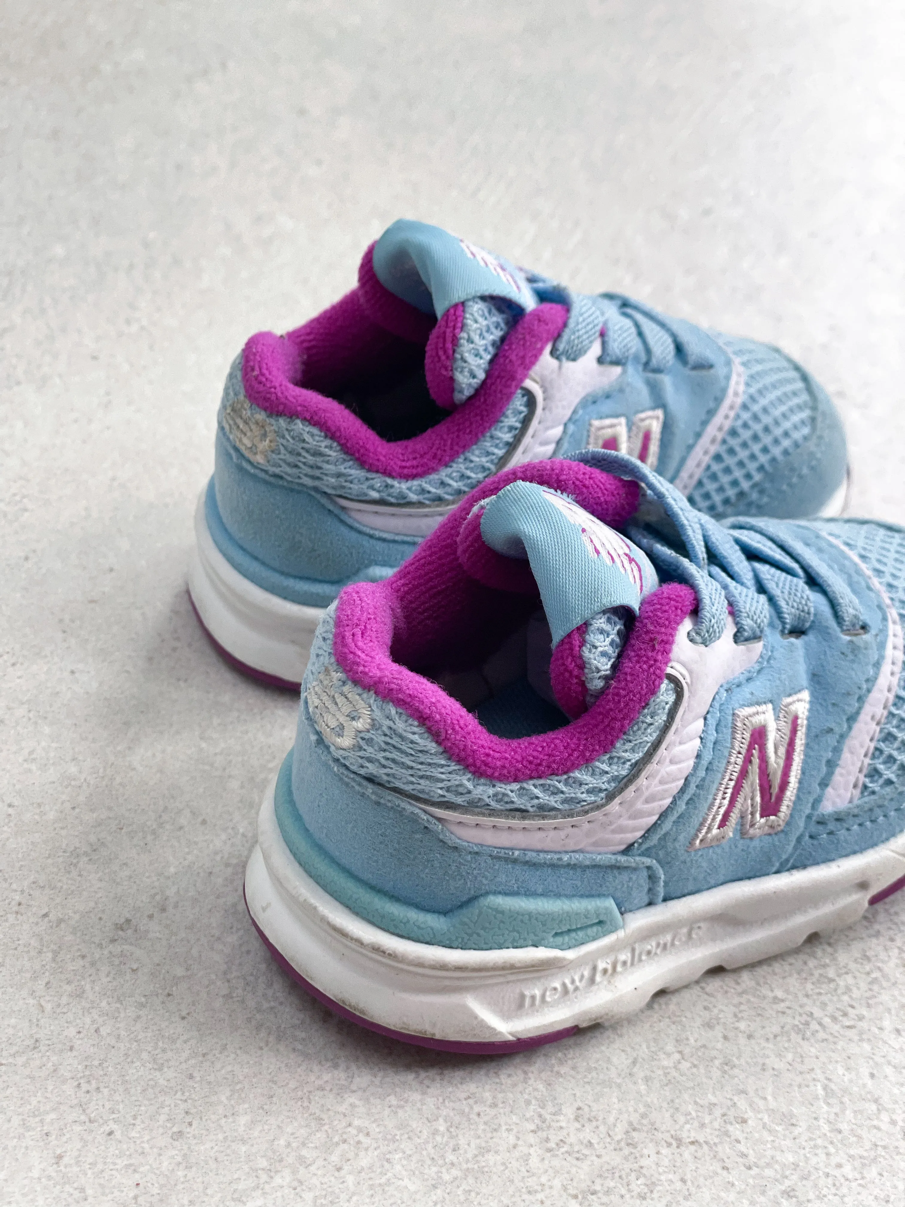 New Balance 997H Baby Blue Trainers - UK Infant Size 2.5