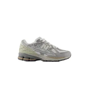 New Balance Gray Other Fibres Other Fibres Sneaker