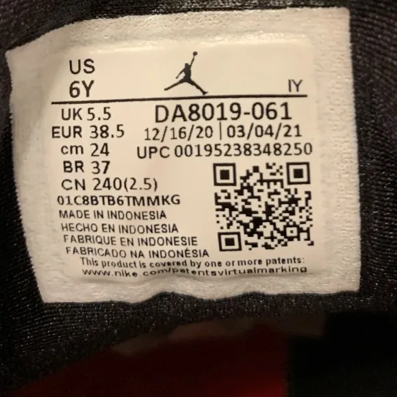 Nike Air Jordan 13 retro sneakers