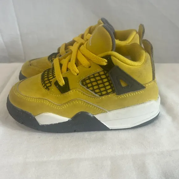 Nike Air Jordan 4 Retro Lighting Sneakers Toddler 8C Yellow Gray Basketball