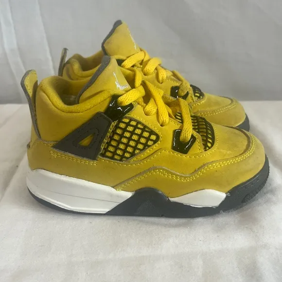 Nike Air Jordan 4 Retro Lighting Sneakers Toddler 8C Yellow Gray Basketball