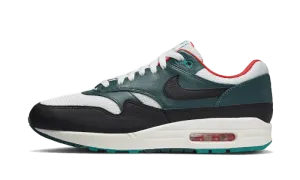 Nike Air Max 1 LeBron James Liverpool F.C.