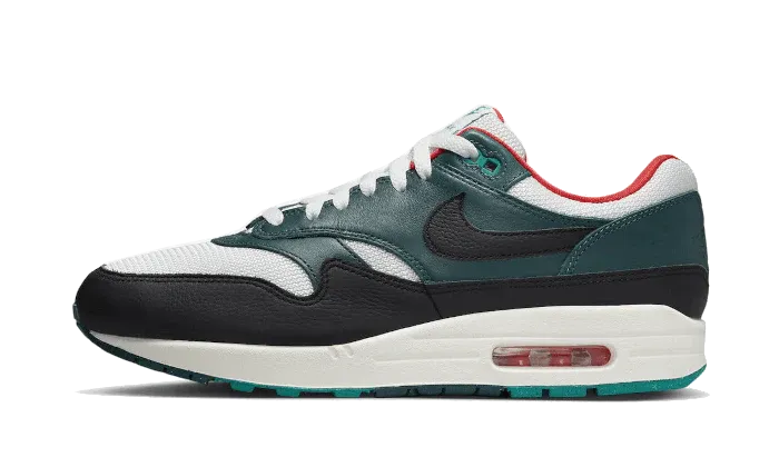 Nike Air Max 1 LeBron James Liverpool F.C.