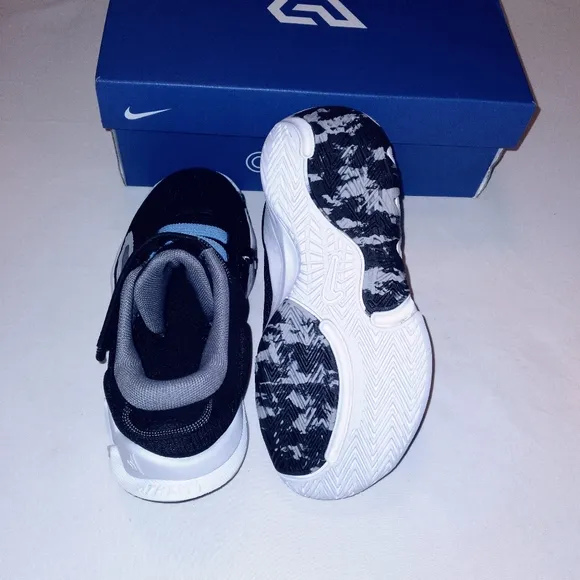 Nike Giannis Immortality 2 Sneakers - 12c