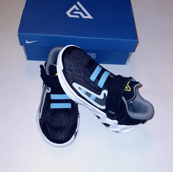 Nike Giannis Immortality 2 Sneakers - 12c