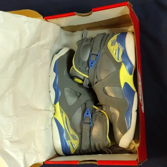 Nike Jordan 8 Retro GS 'Laney'