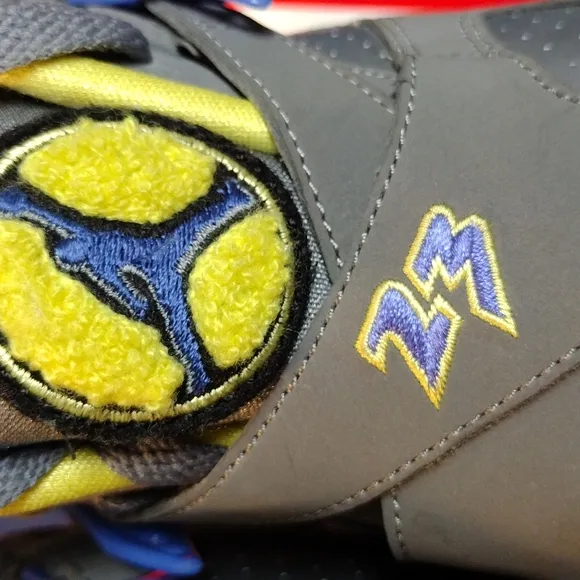 Nike Jordan 8 Retro GS 'Laney'
