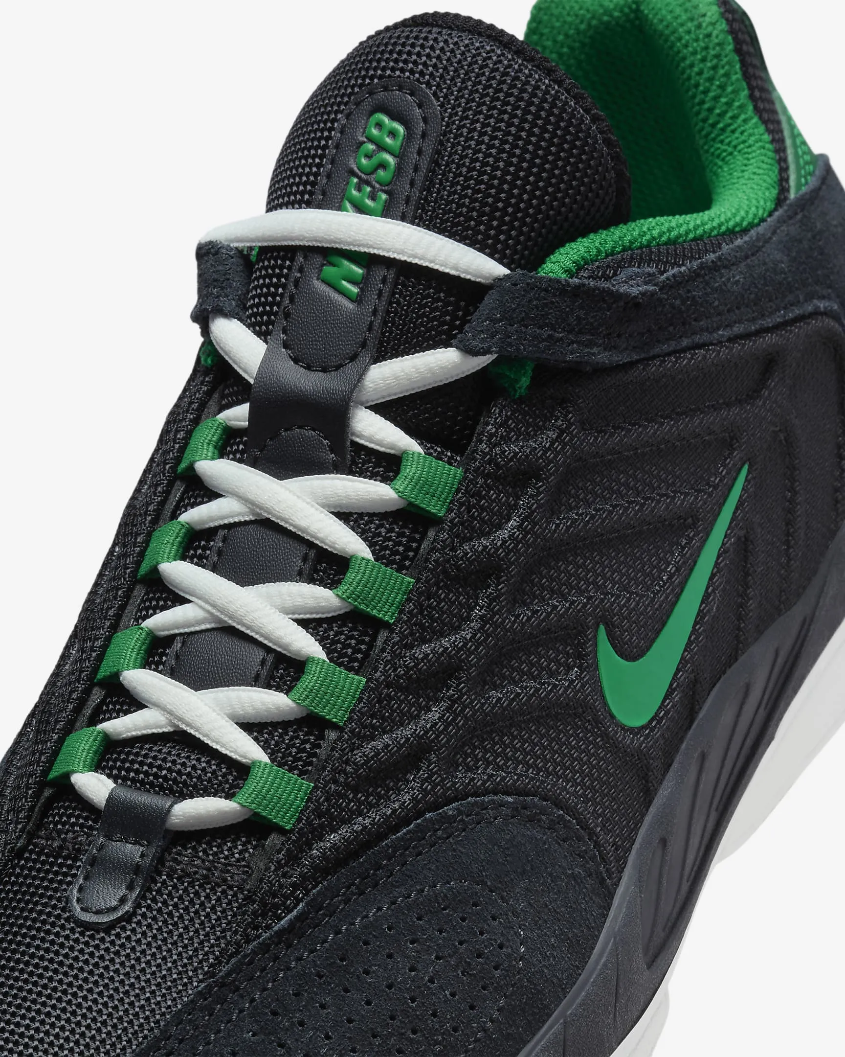 Nike SB Vertebrae