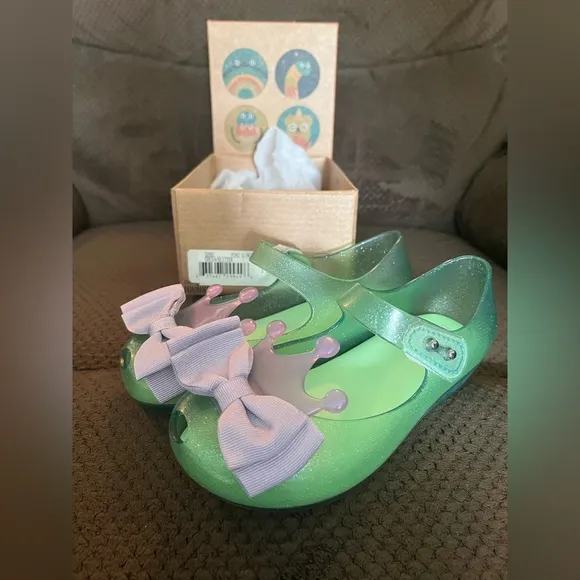 NWT MINI MELISSA Ultragirl Princess Bow Crown Kids Mary Jane Flats Size 11T