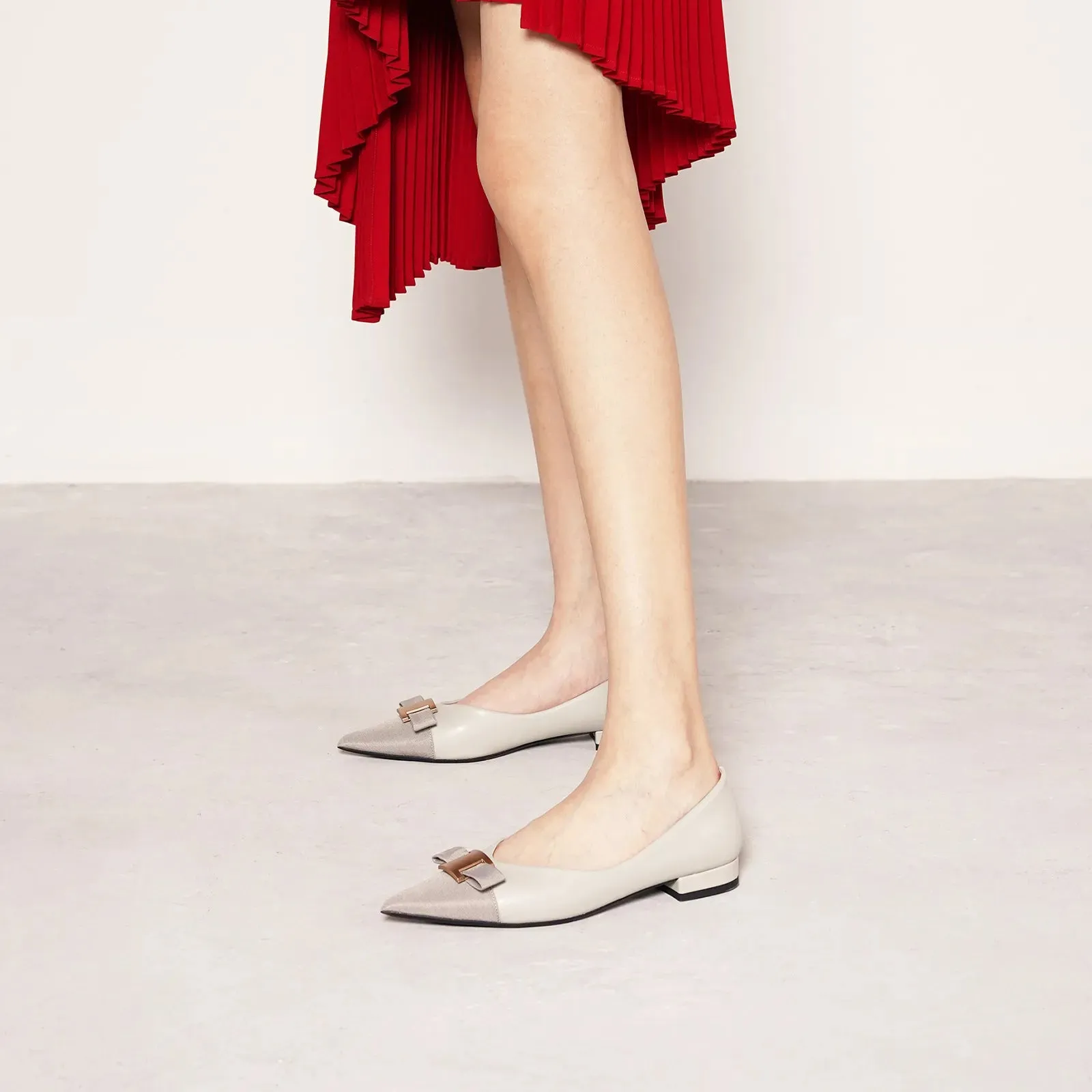 Pointed Toe Metal Tie Flats (Aida)（SALE）