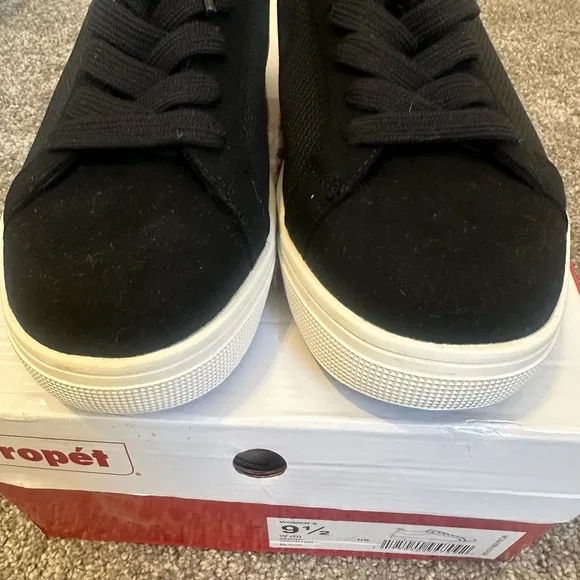 Propét Kenna Women's Sneakers In Black Size 9.5 W