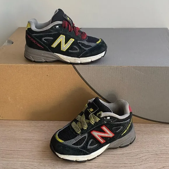 RARE New balance 990 “DMV” Toddler Sneakers- SZ 4 C