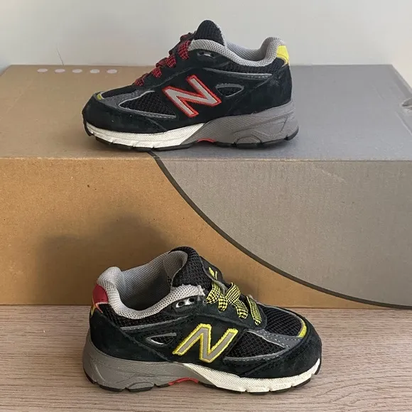 RARE New balance 990 “DMV” Toddler Sneakers- SZ 4 C