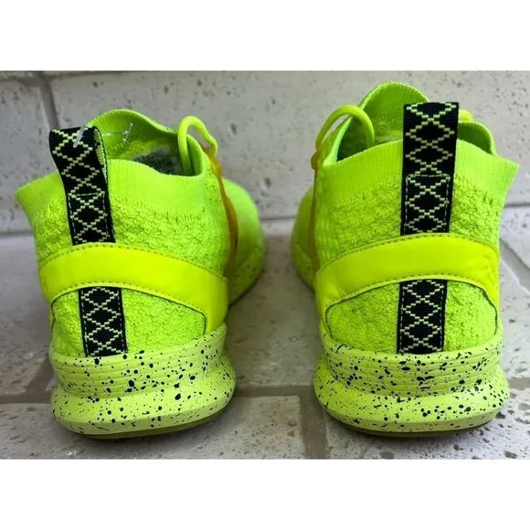 Reebok Men’s Zoku Runner Ultra Knit Solar Yellow Neon Sneakers Sz 10.5