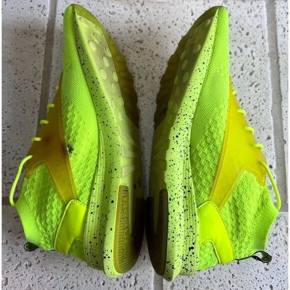 Reebok Men’s Zoku Runner Ultra Knit Solar Yellow Neon Sneakers Sz 10.5