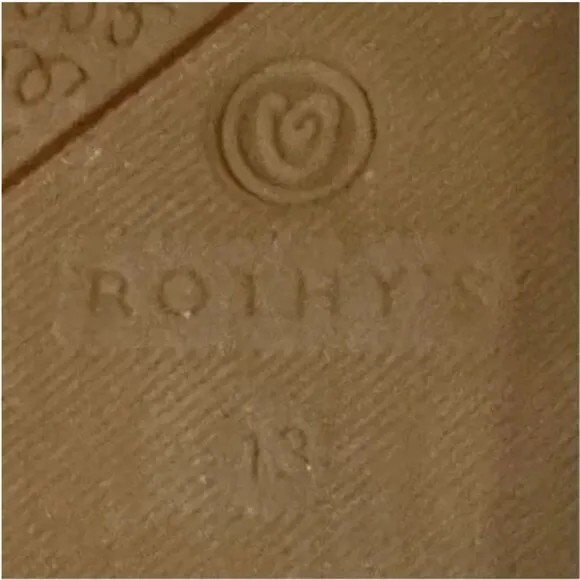 Rothy's The Kids Sneaker Knit Navy Blue with a Smile and a Winking Eye Size 13