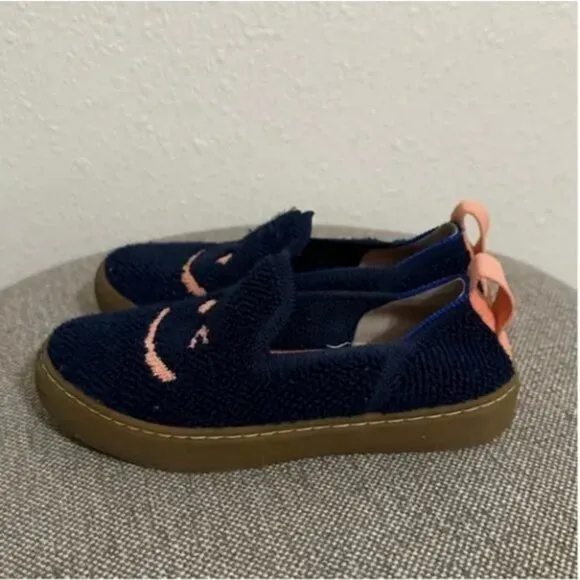 Rothy's The Kids Sneaker Knit Navy Blue with a Smile and a Winking Eye Size 13