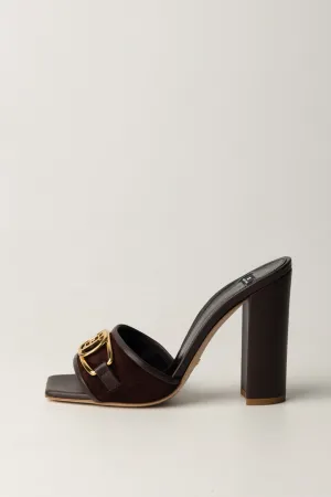 Sandali Mules con Fibbia Logata