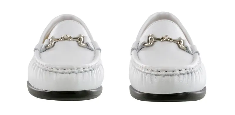 SAS Metro Pearl white